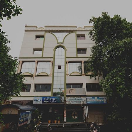 Spot On Hotel Manikanta Residency Visakhapatnam Buitenkant foto