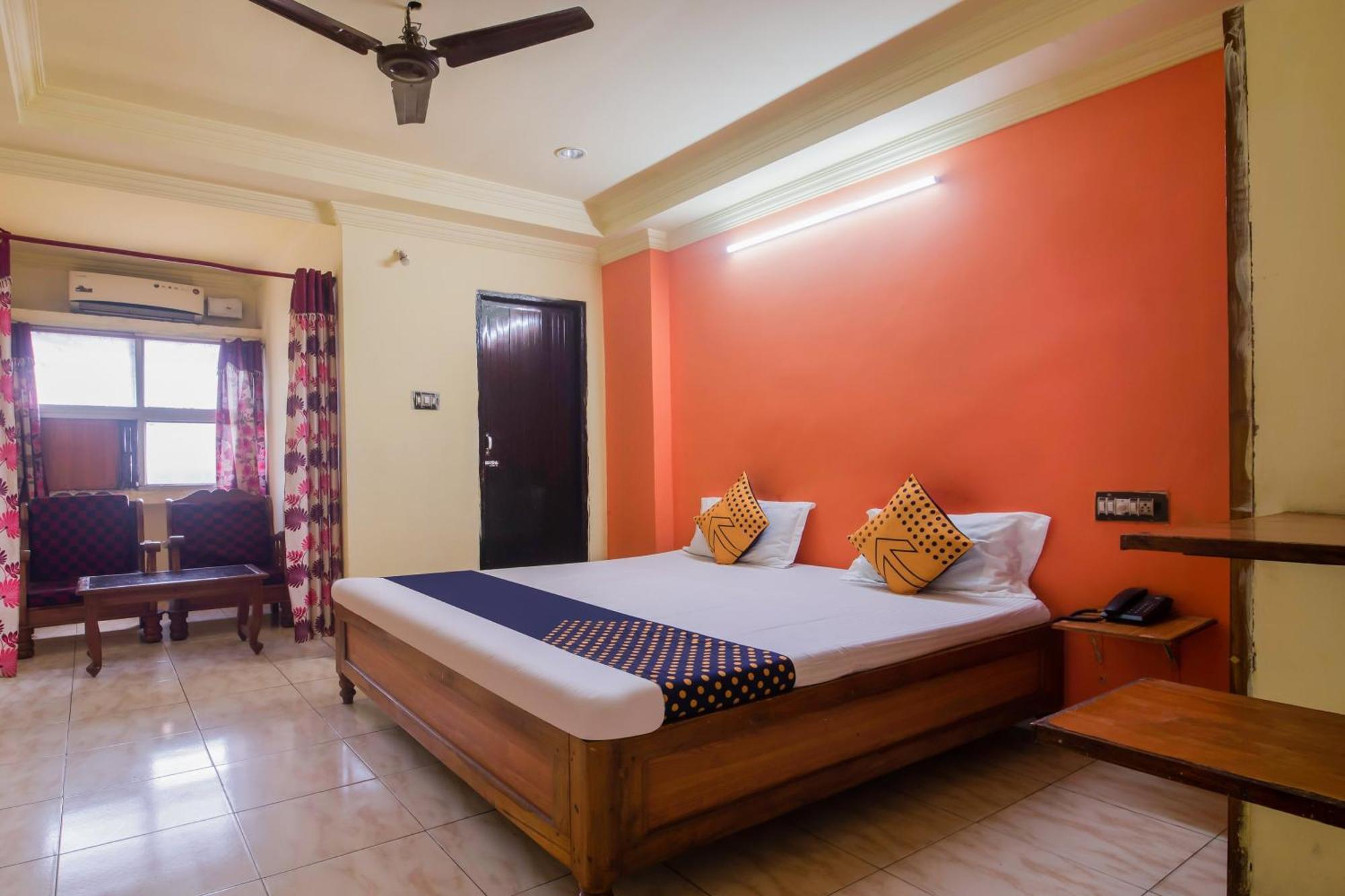 Spot On Hotel Manikanta Residency Visakhapatnam Buitenkant foto