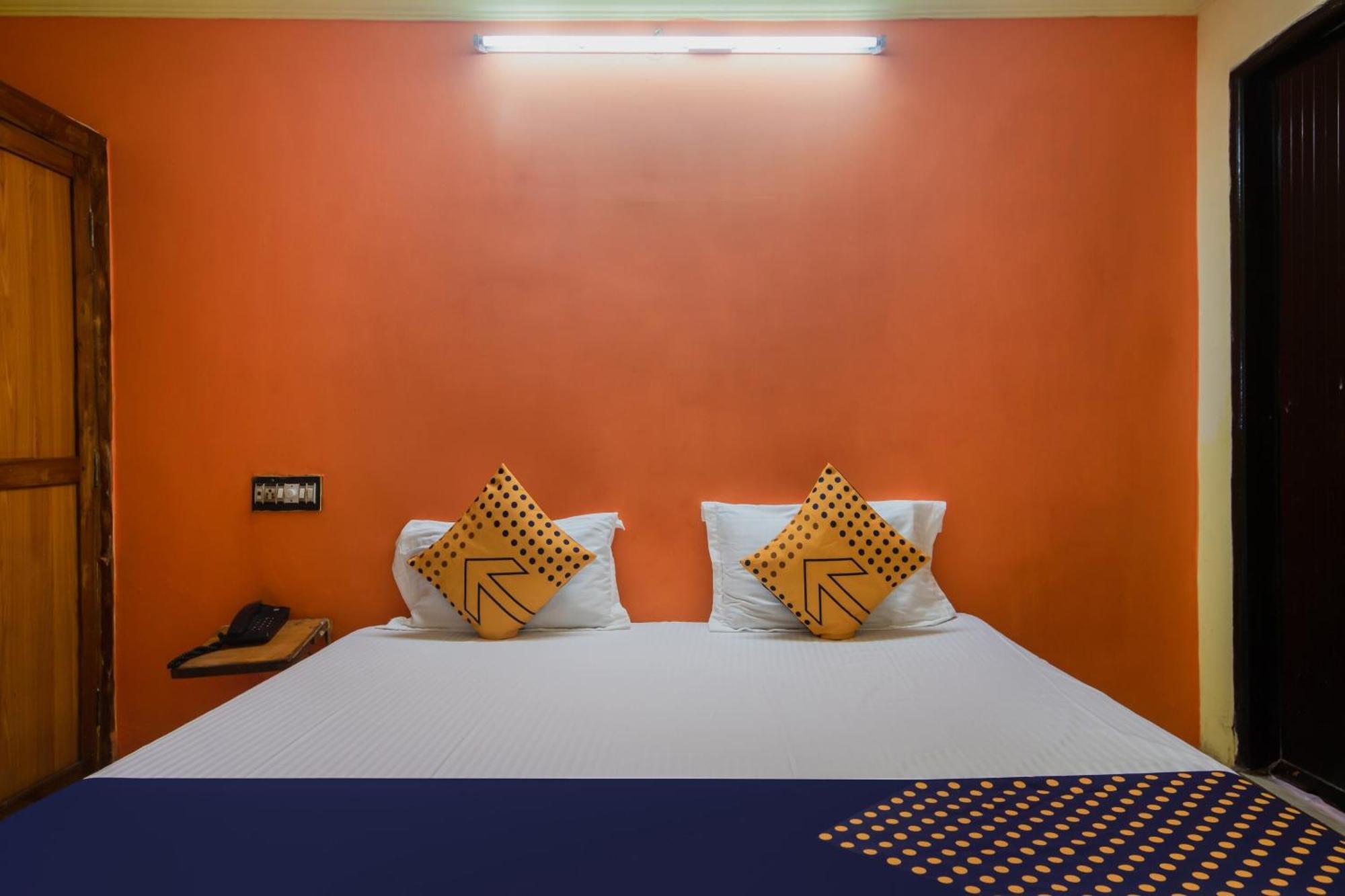 Spot On Hotel Manikanta Residency Visakhapatnam Buitenkant foto