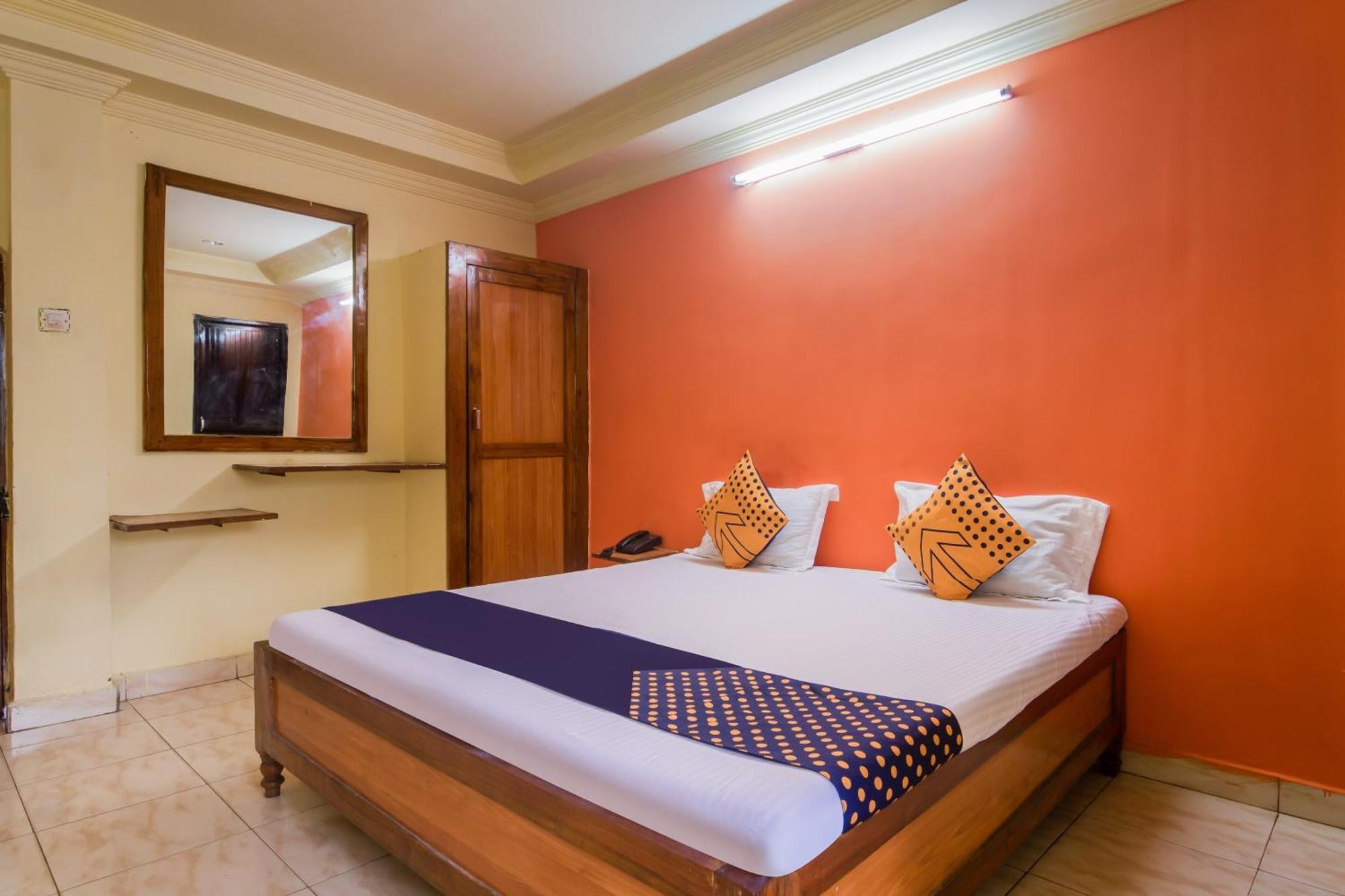 Spot On Hotel Manikanta Residency Visakhapatnam Buitenkant foto