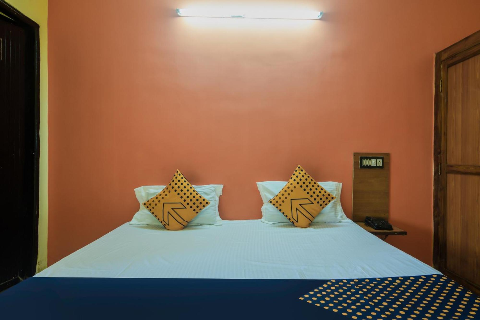 Spot On Hotel Manikanta Residency Visakhapatnam Buitenkant foto
